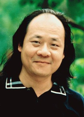 彭万荣