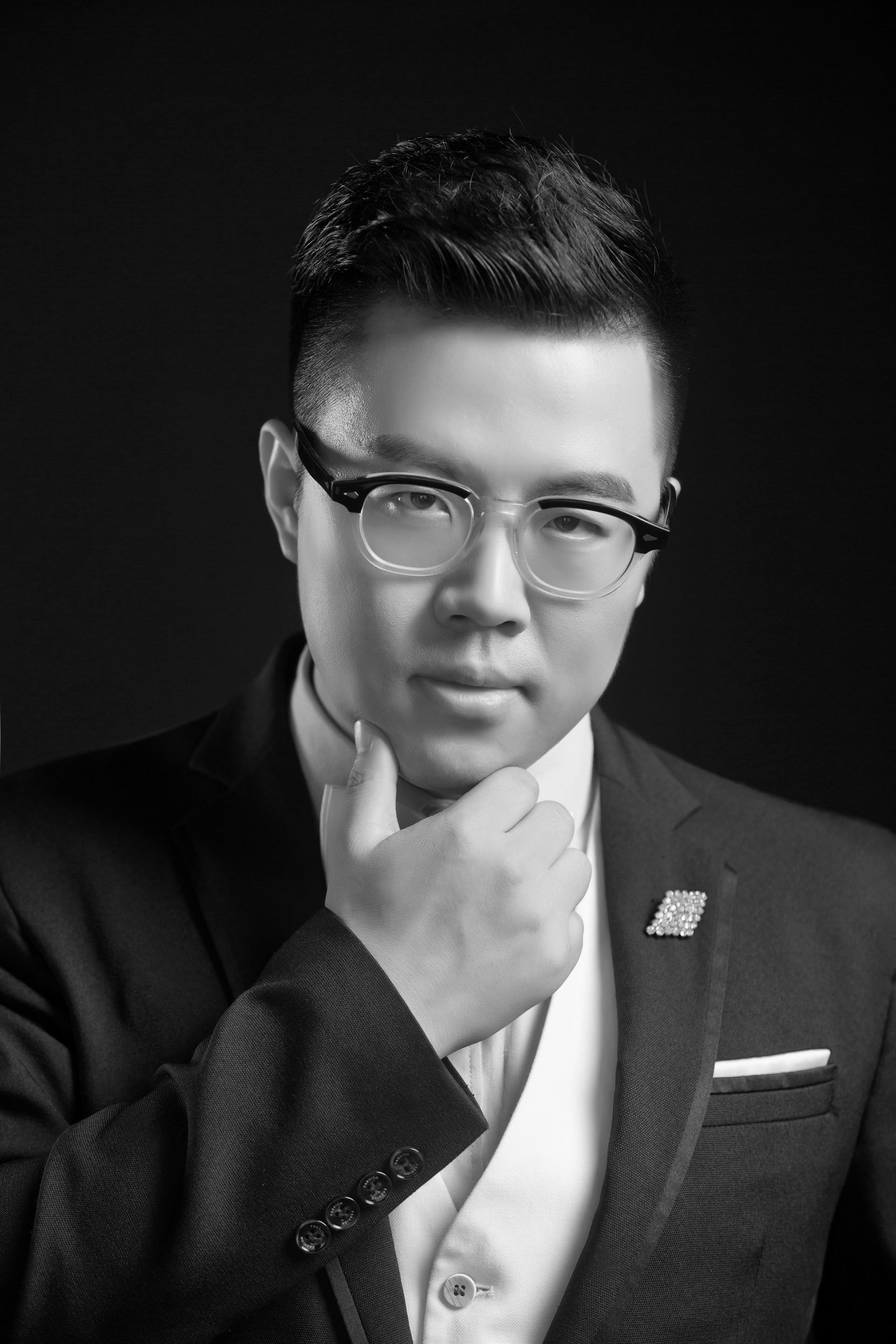 张显