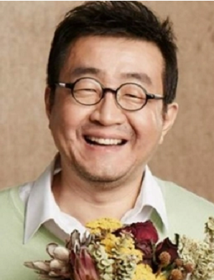 南闵哲