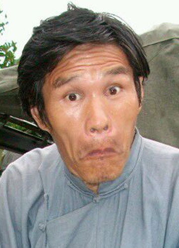侯七