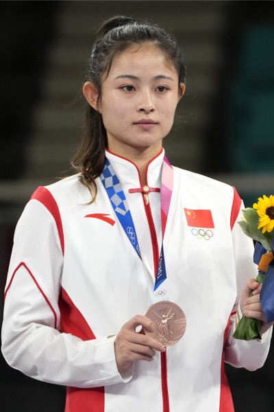 龚莉