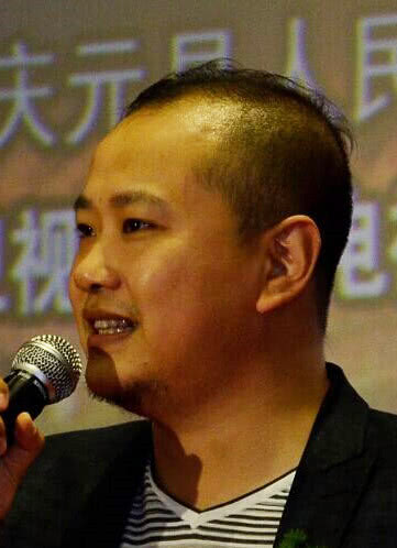 孙雷