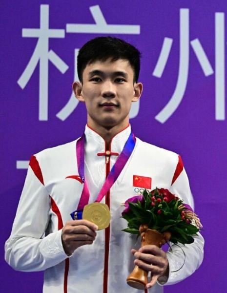 杨昊