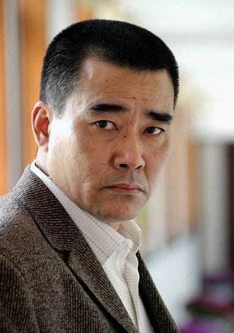 李宏伟