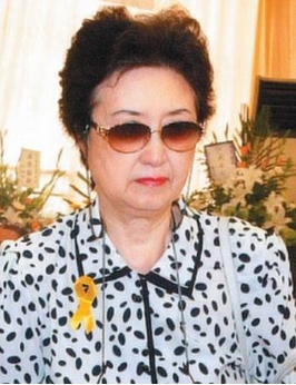 张正芬