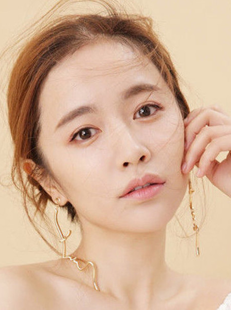 李春嫒
