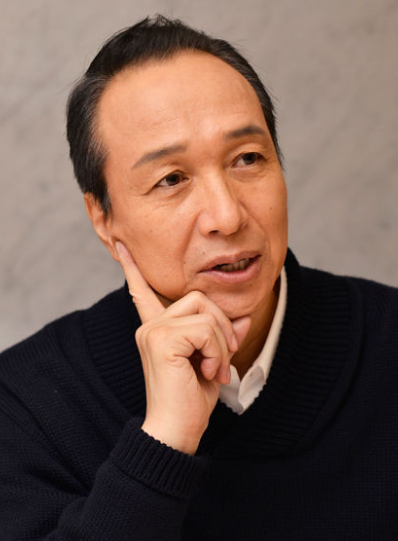 小日向文世