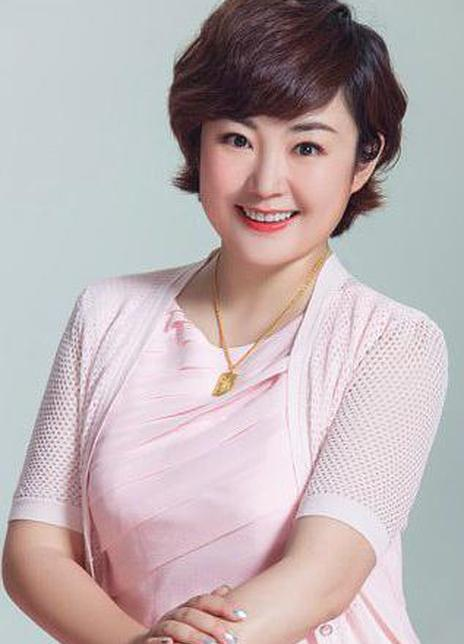 贾轶群