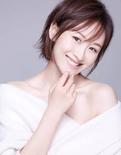 练束梅