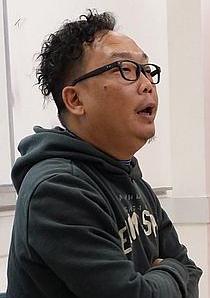 龙文康