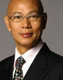 罗家英