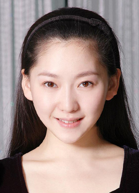 曹馨月