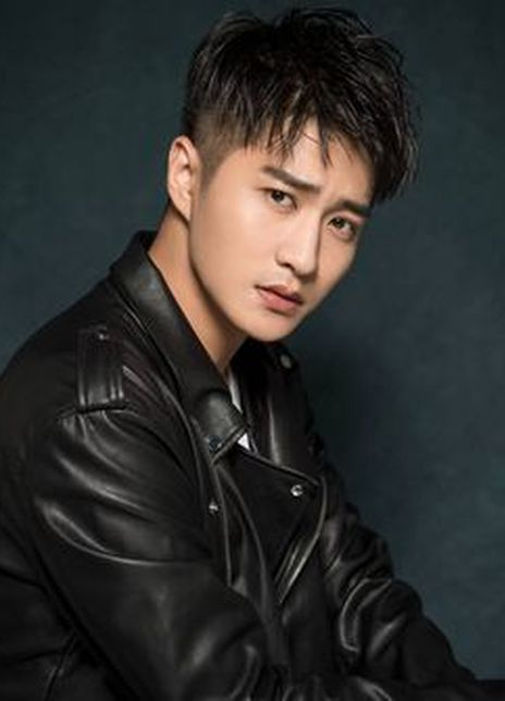 杜厚佳