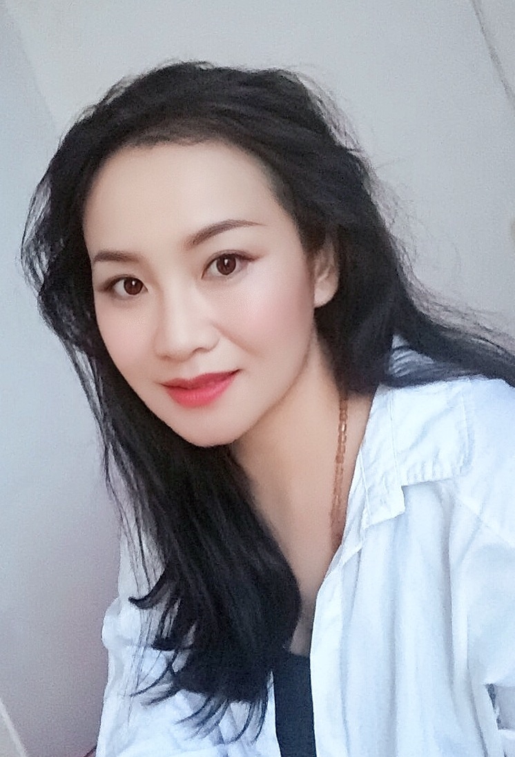李诗妍