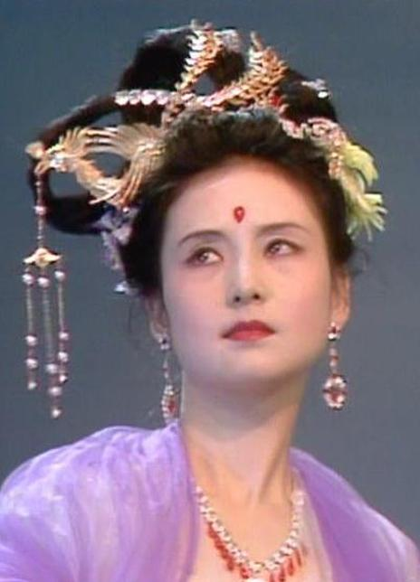 邱佩宁