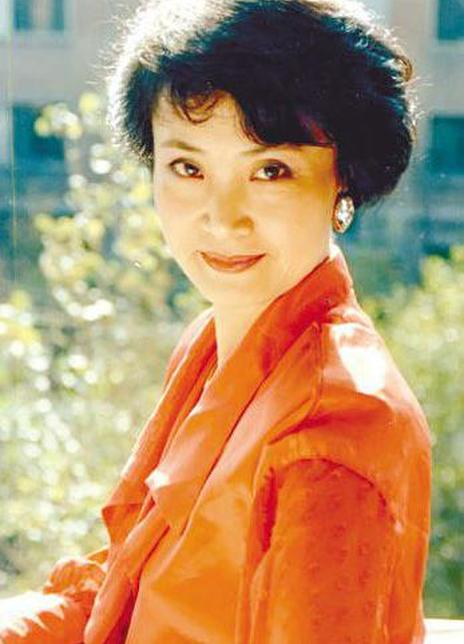 杨春霞
