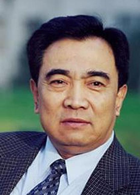 鲍国安