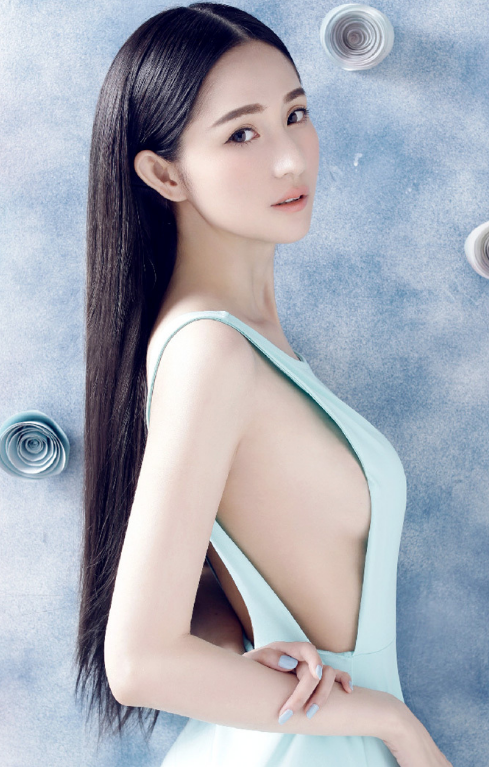 蓝心妍