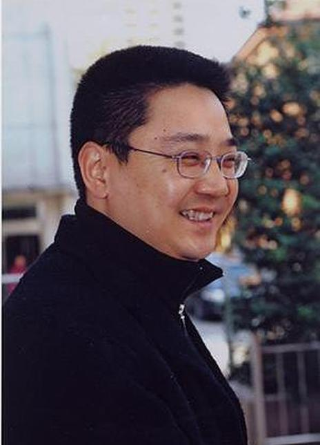 吴天戈