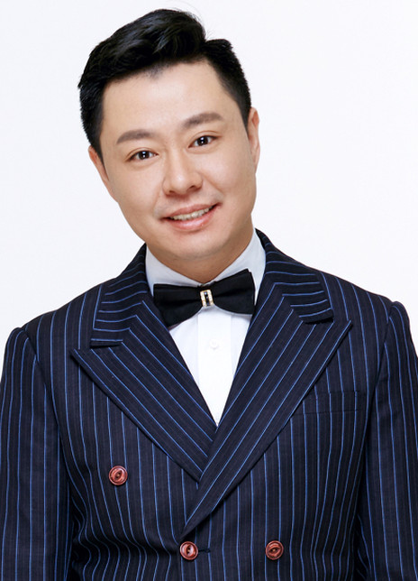 李彤年