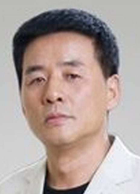 曲国强