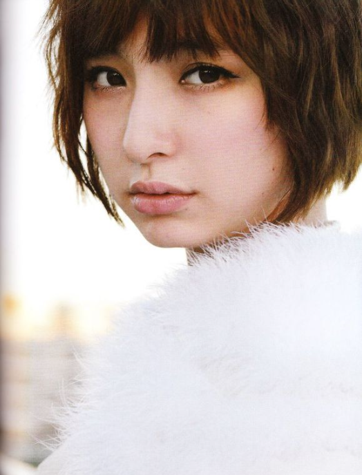 篠田麻里子