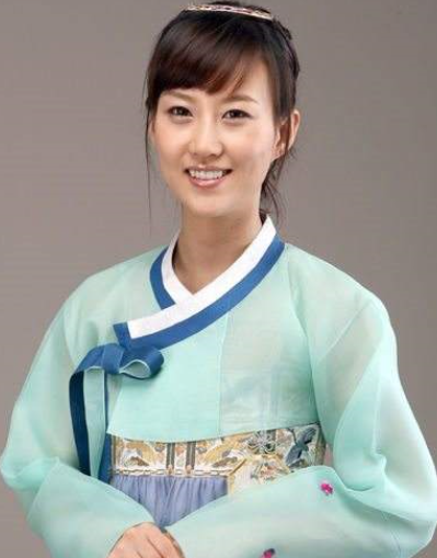 张允贞