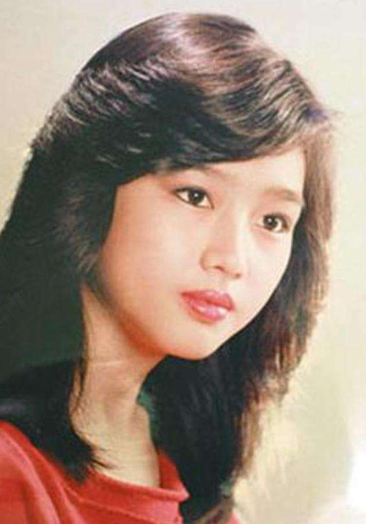 朱丽倩