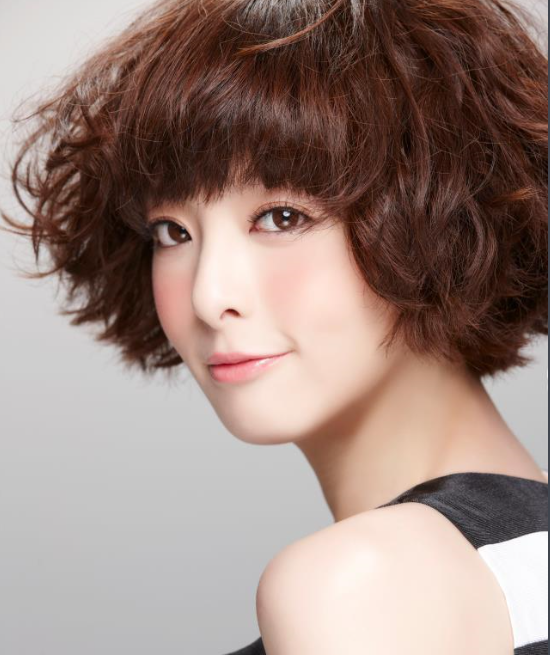 李依瑾