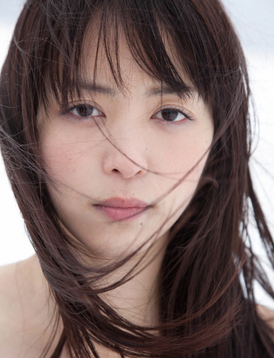 岩佐真悠子