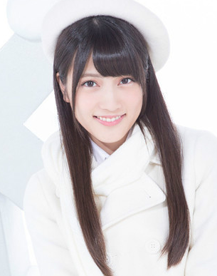 入山杏奈