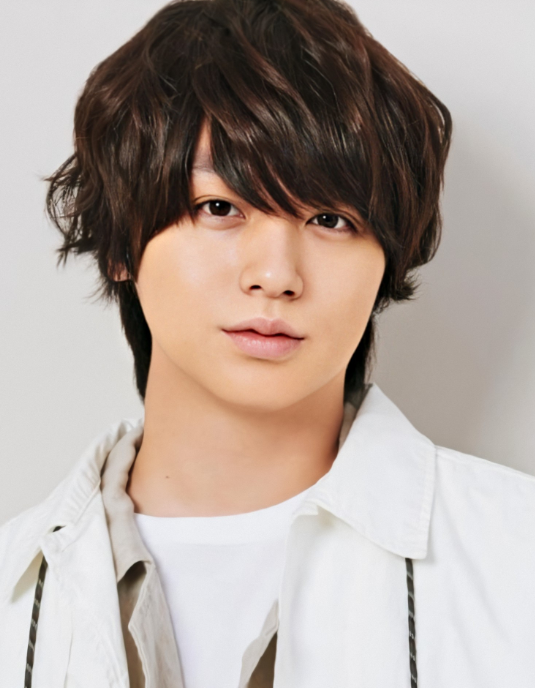伊野尾慧