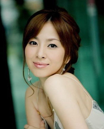 井上朋子