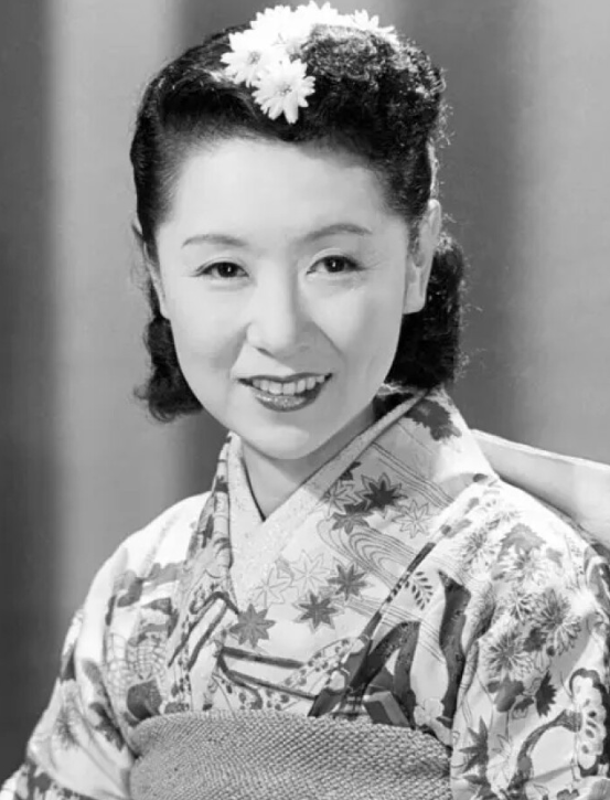 田中绢代