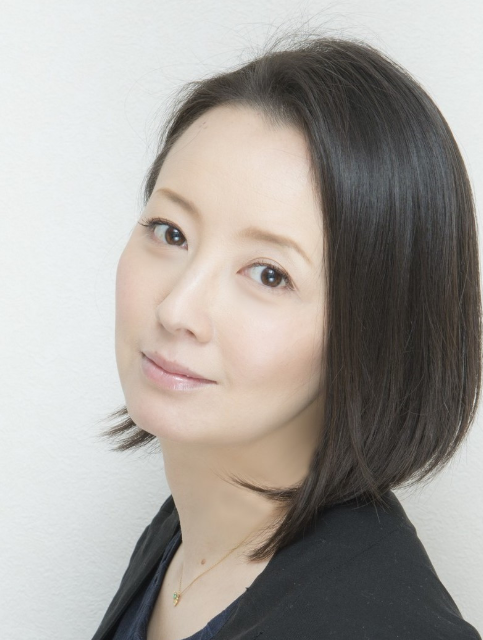 高桥由美子