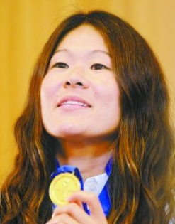 泽穗希