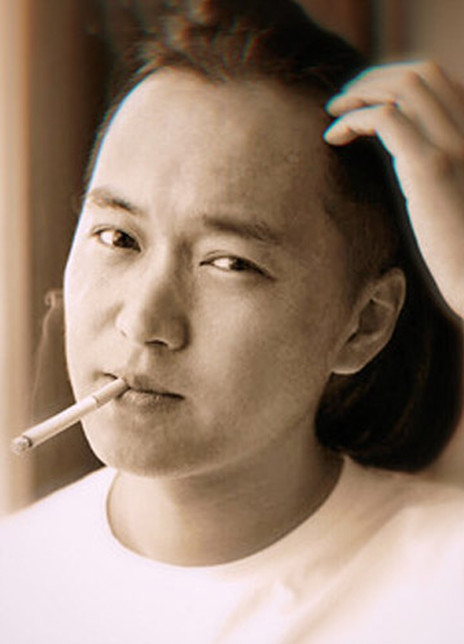 吴琼
