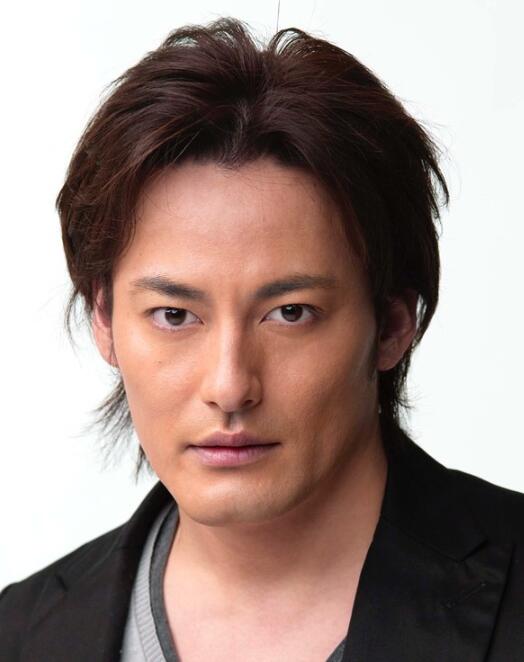 山口马木也