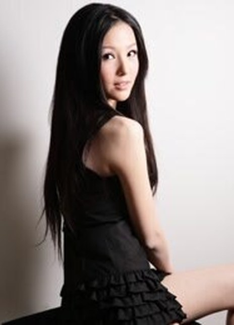 程妮