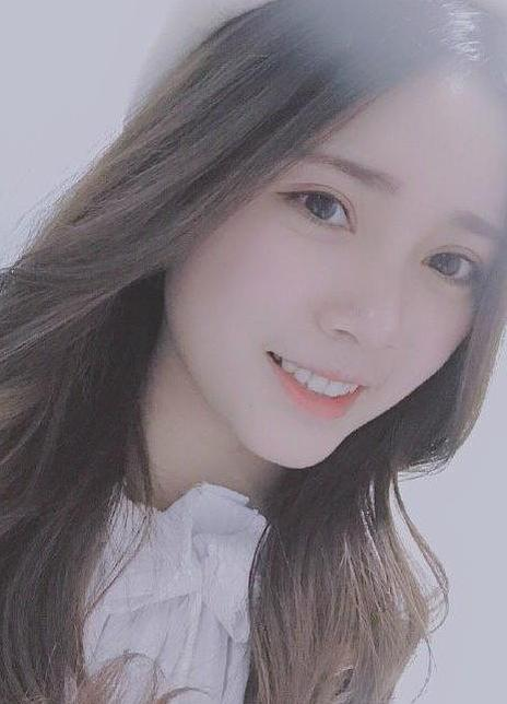 罗奕佳
