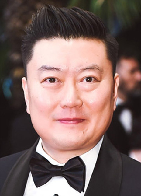 阎康