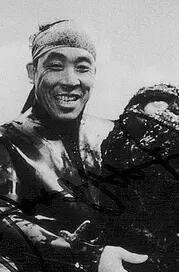 中岛春雄