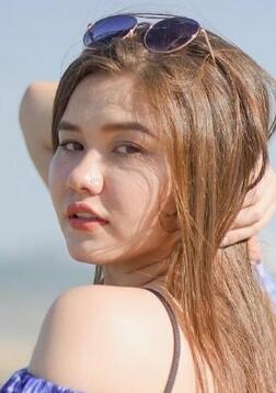 莎曼达·梅兰妮·蔻兹