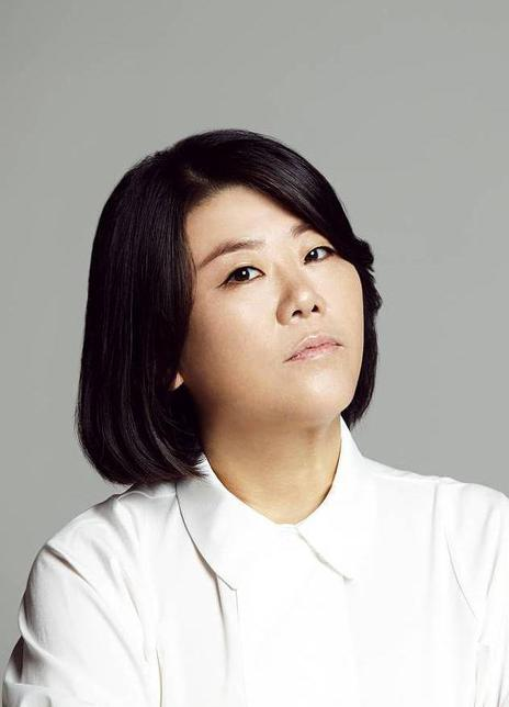 李姃垠