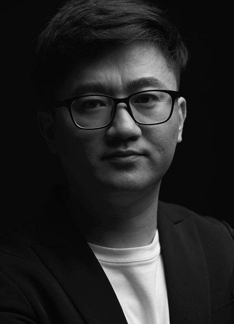 甄福群