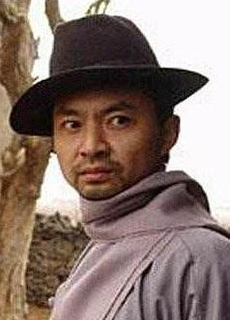 史奕