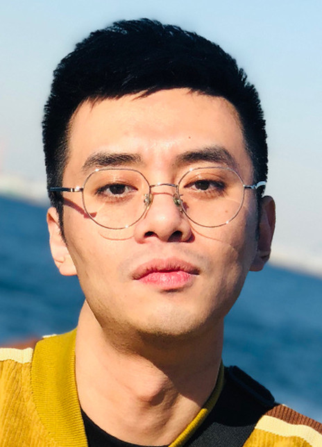 袁源