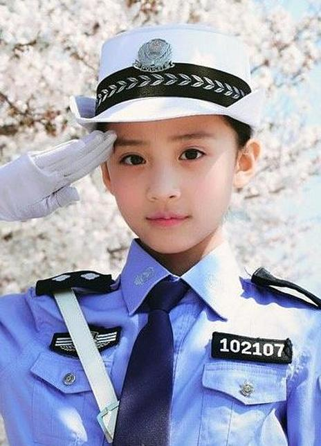 杨可欣