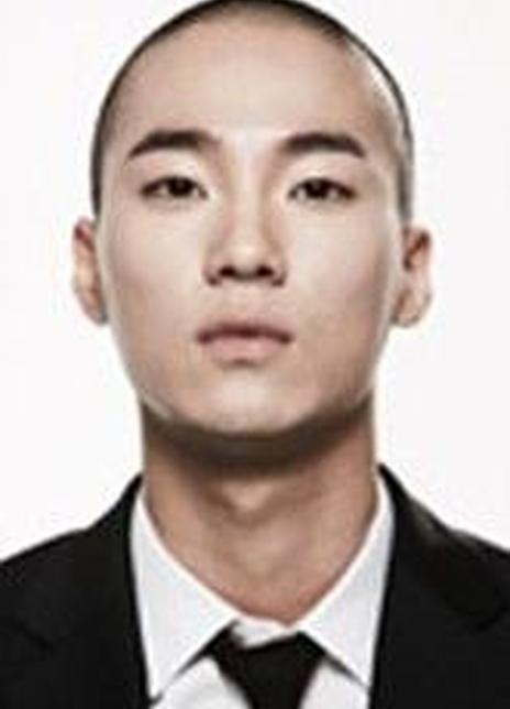 李宏内