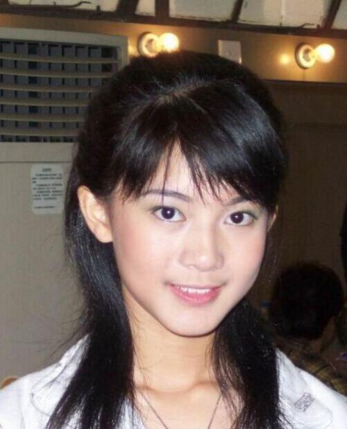 关佩琳